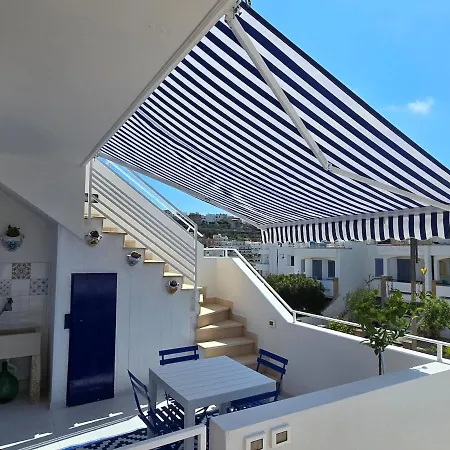 Castro Marina *